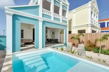 آپارتمان‌های توریست‌ها Kas Jasabon In Water Villas