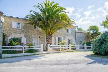 膳宿费 La Pause Céleste