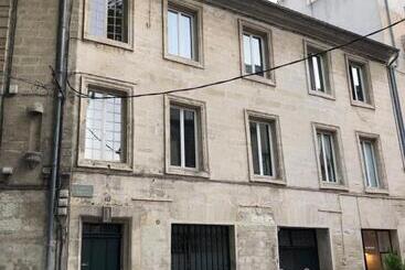 膳宿费 La Pignotte