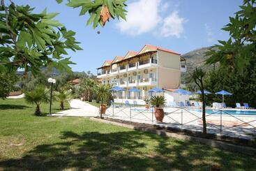 ビラホテル Byzantio Hotel & Apartments