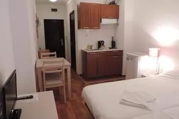 Gondola Apartments & Suites