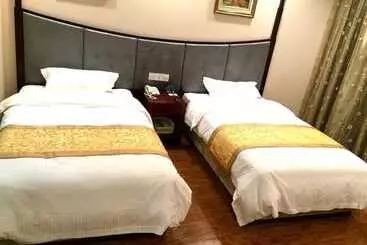 Hotel Greentree Inn Shanghai Chunshen Road Subway Station Express