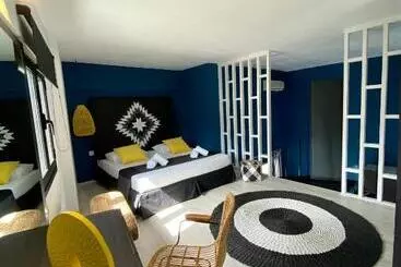 Aparthotel Indigo Inn