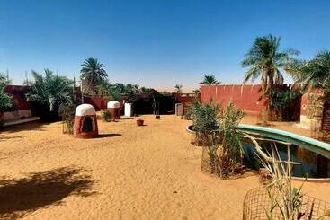 هتل Gîte Djenane Malek