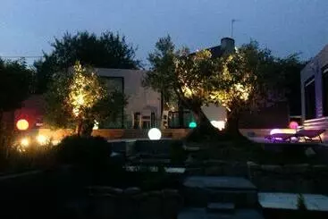 ベッドアンドブレックファースト Les Suites De Bach