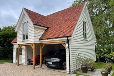 ペンション Debussys Guest House