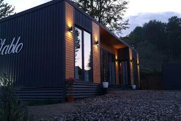 アパートホテル Stablo Guest House