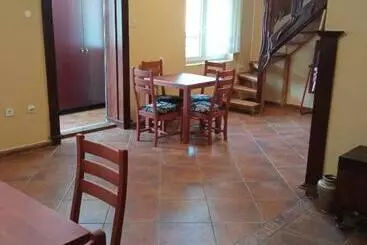 Kotorhostelito