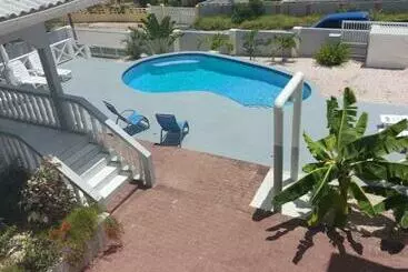 آپارتمان‌های توریست‌ها Villa Raven`s Paradise