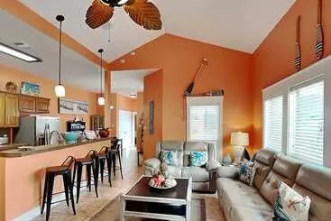 آپارتمان‌های توریست‌ها Mustang Isle Beach Bungalow 2