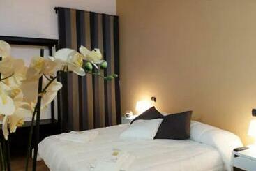 בית מלון כפרי Calabernardo Noto Marina