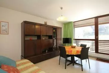 Turistihuoneistot T2 Avec Balcon, Parking Privé, Proche Forêt, Mont Dore   Fr 1 608 212