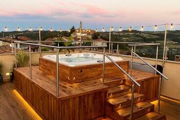 La Piazzetta Degli Artisti   Boutique B&b