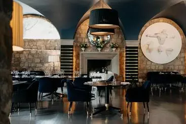 Aquapetra Resort & Spa