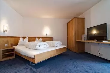 Pansiyon Rössli Tufertschwil