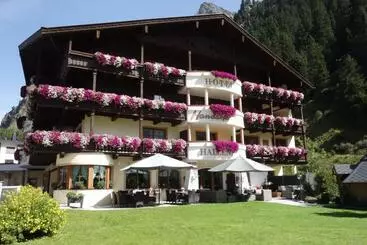 Boutique Hotel Mandarfnerhof