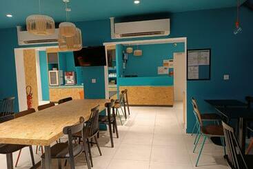 בית מלון כפרי Kyriad Direct Moulins Sud Yzeure