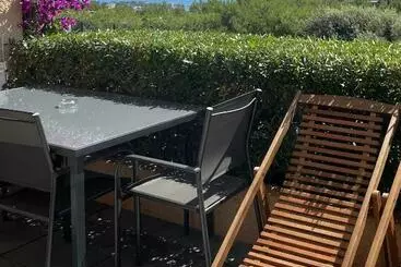 ツーリストアパートメント Spa & Vue Mer   Les ô De Bandol