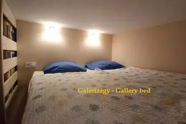 Turistihuoneistot City Lights Apartman