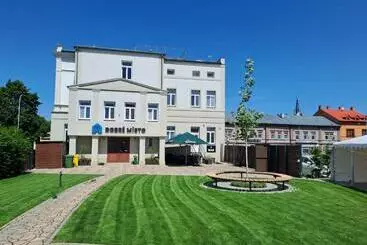 Hotelli Dobré Místo