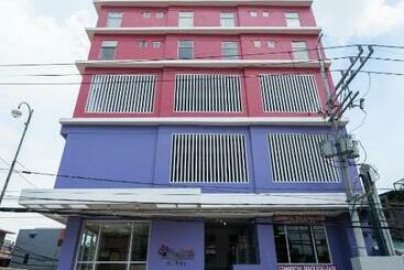 Myspace Hotel Comembo Taguig