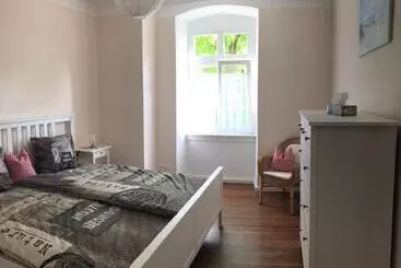 ツーリストアパートメント Altes Schulhaus Mutschelbach