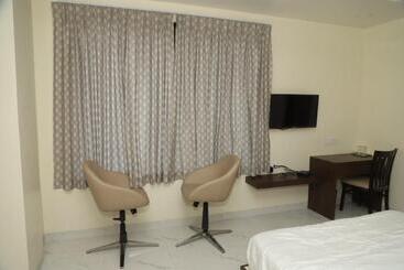 Hotel Id Square Residency Parbhani
