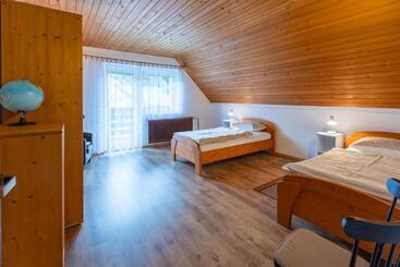 آپارتمانهای توریستها Apartmaji Arh Matilda