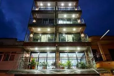 ホテル Hôtel D’lyon