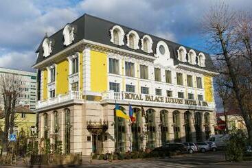 Royal Palace Luxury Hotel And Spa