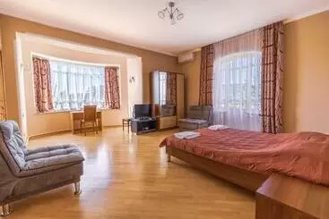 ペンション Metro Palace