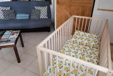 游客公寓 Le Nid Du Chat Noir   Maison Alvéole Bed And Books