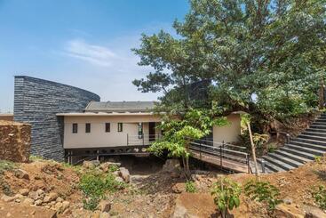 Turistlägenheter Saffronstays Yahvi Waters By Kosha Villas, Pawna   Pool Villa With Stunning Lake View