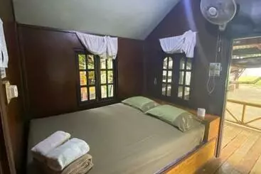 Majatalo Pinks Bungalow