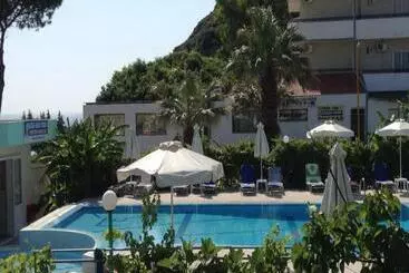 アパートメント Elpida Beach Studios