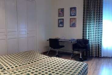 هتل Berlioz Basel Airport