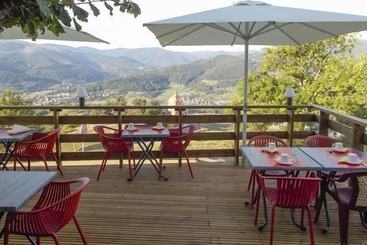 בית מלון כפרי Hôtel Panorama