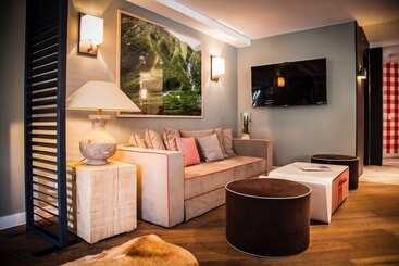 Tandreas Hotel & Restaurant