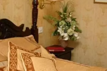 Hotel Tullylagan Country House