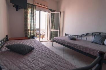 דירות לתיירים Panoramio Paleochora