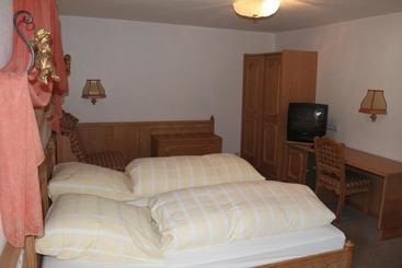 بنسيون Gasthof Jäger