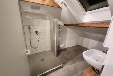 관광객 아파트 Bone Ma