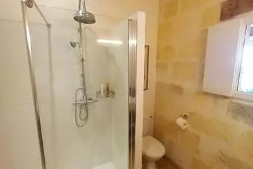 Appartamenti turistici Maison Charmante Avec Jacuzzi A Saint Ciers De Canesse