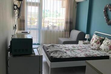 آپارتمانهای توریستها Studio N