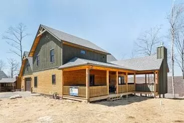Turistihuoneistot Mountain Crest Lodge