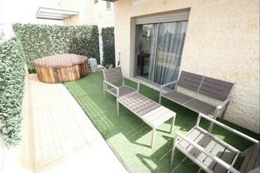 بنسيون מיני פנטהאוז