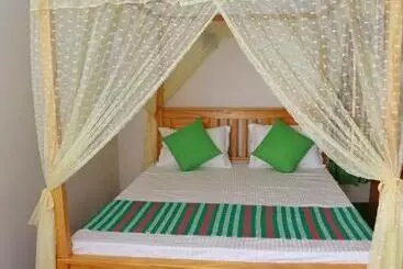 Majatalo City Elephant Family Resort