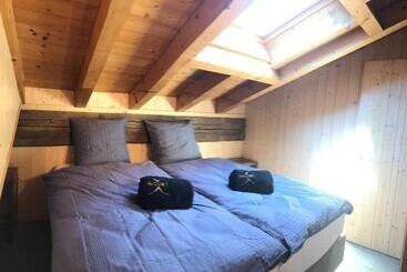 דירות לתיירים Hakuna Matata Family Apt 4 Vallées Swiss Alps