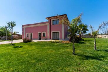 Appartamenti turistici Villa Di Aurora By Barbarhouse