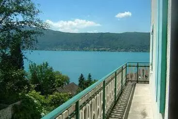 ベッドアンドブレックファースト Les Terrasses Du Lac Au Bord Du Lac D Annecy